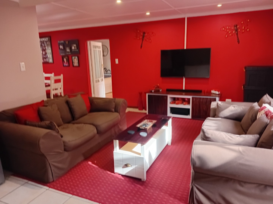 4 Bedroom Property for Sale in Gonubie Eastern Cape